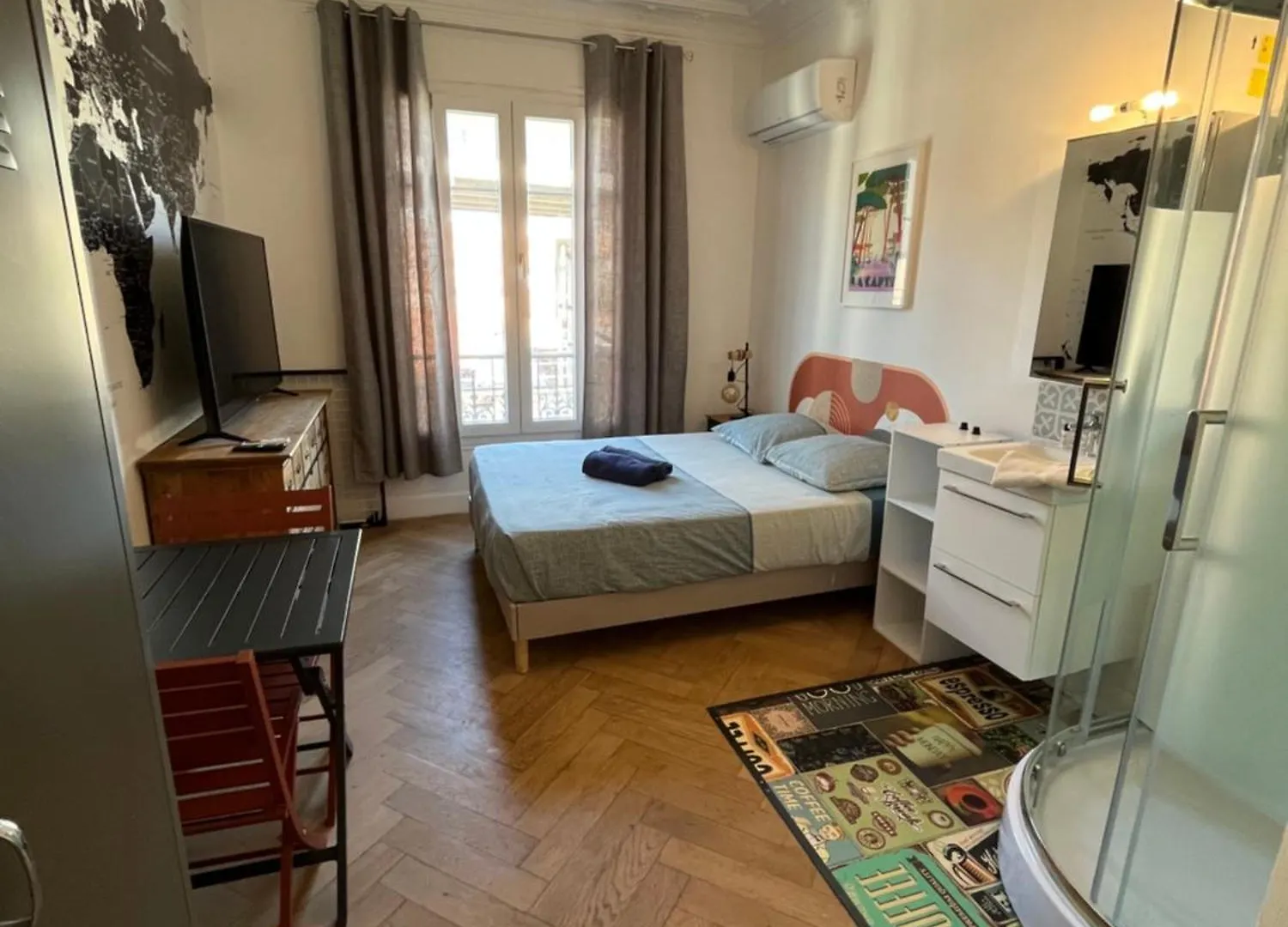 Les Chambres De Cedric Iconic Tram Gare Nice Ville Pour Personnes Calmes