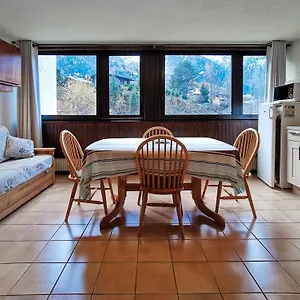 https://sun-valley-vue-mont-blanc.hotels-rhonealpes.com
