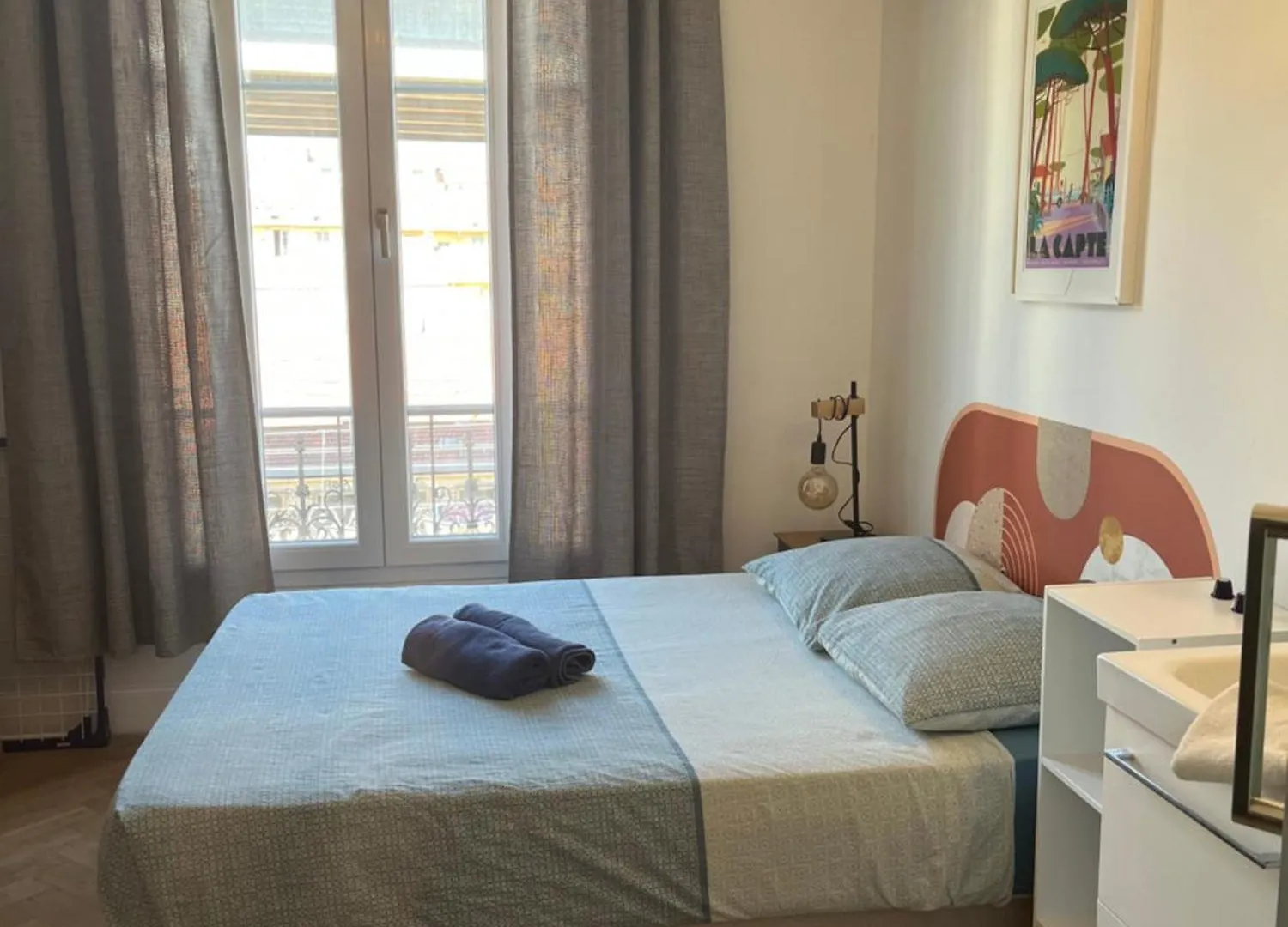 Habitación en casa particular Les Chambres De Cedric Iconic Tram Gare Nice Ville Pour Personnes Calmes Francia